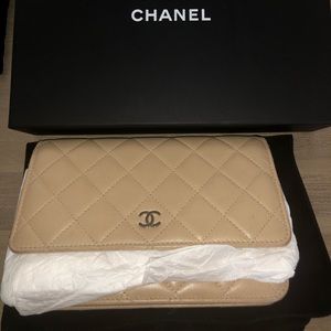 SOLD Chanel Wallet on Chain Lambskin